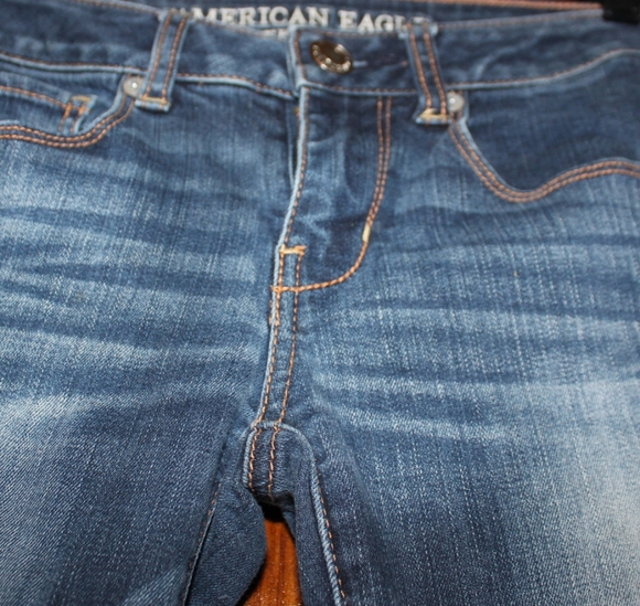 American Eagle Outfitters Medium Wash Skinny Jeans - Picture 11 of 16